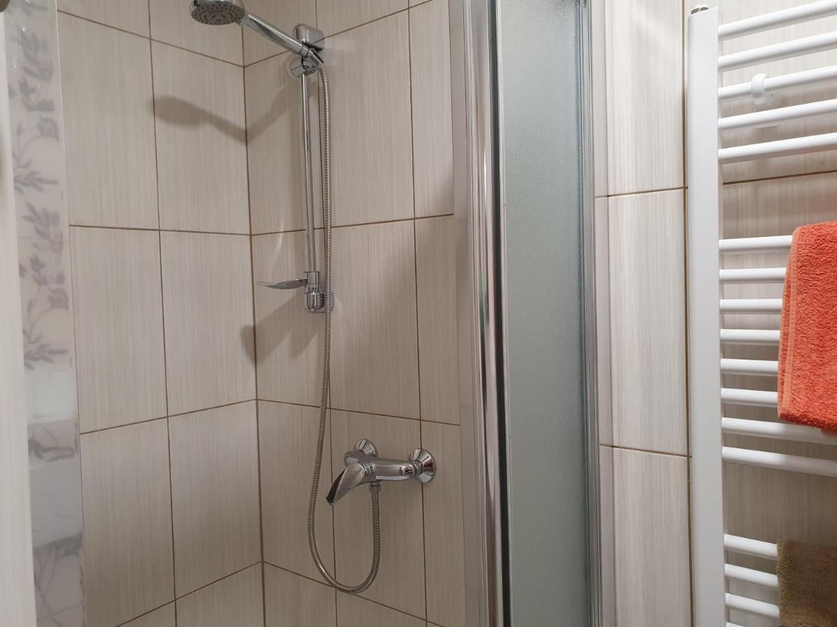 Pension Zeleny Strom Mikulov Bagian luar foto