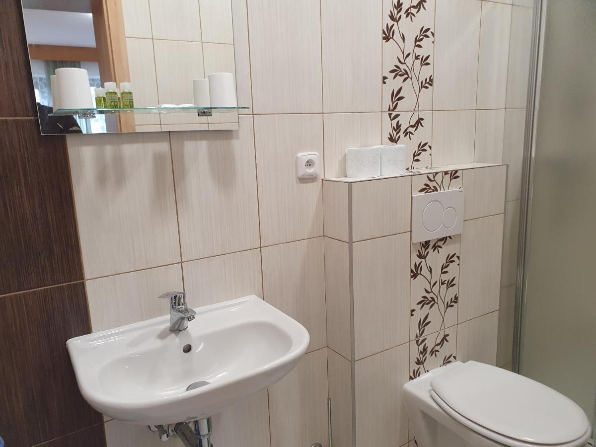 Pension Zeleny Strom Mikulov Bagian luar foto
